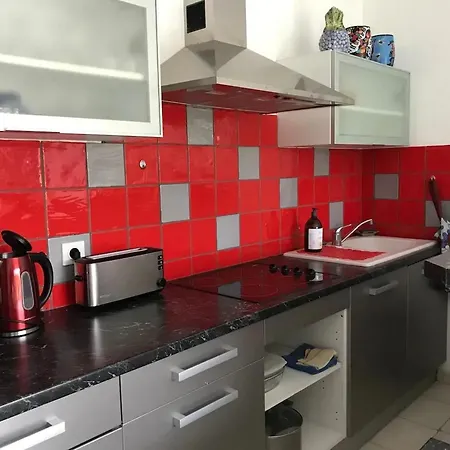 Сasa de vacaciones Maison Agreable Avec Piscine A Entre-vignes *