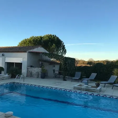 Сasa de vacaciones Maison Agreable Avec Piscine A Entre-vignes